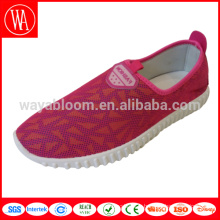 Divers slip plat dans des chaussures mocassins pour filles occasionnelles personnalisées